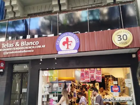 ALQUILER LOCAL COMERCIAL EN PLENA PEATONAL DE CÓRDOBA