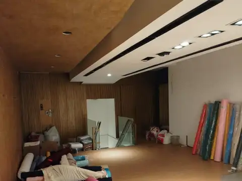 Local en Alquiler en Centro, $ 9.000.000