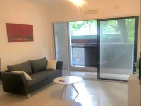 Pringles 800 , Piso 1