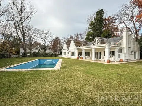 Casa en venta en Mayling Club de Campo