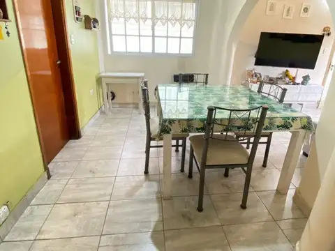 Depto Tipo Casa en Venta en Remedios De Escalada, USD 75.000