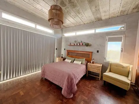 Casa 3 ambientes con 2 baños