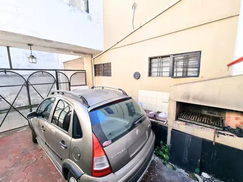 Depto Tipo Casa en Venta en Villa Sarmiento, USD 50.000