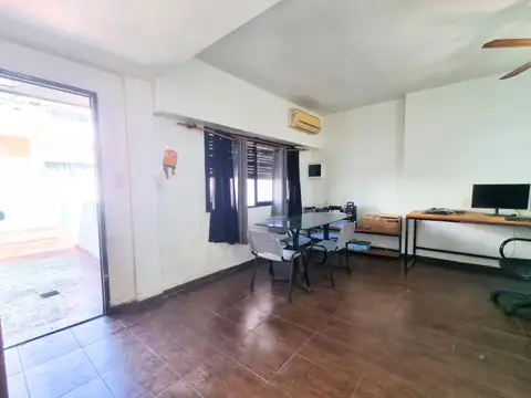 Depto Tipo Casa en Venta 47 años