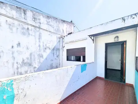 Depto Tipo Casa en Venta con 1 cocheras