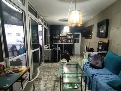 Casa 6 ambientes con 3 baños