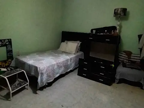 VENTA CASA A REFACCIONAR O DEMOLER V. LUGANO