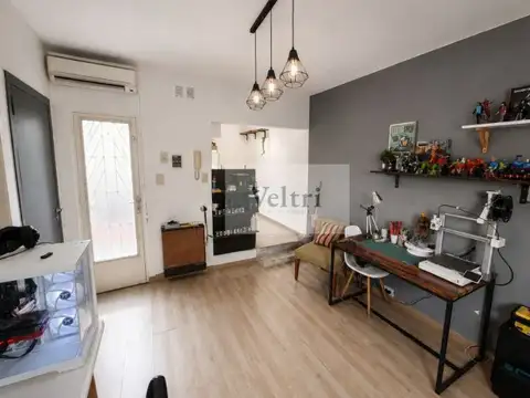 Depto Tipo Casa en Venta de 2 ambientes