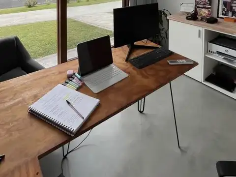 Casa 5 ambientes con 3 baños