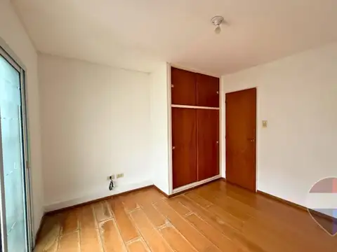 Depto Tipo Casa en Alquiler en La Plata, $ 650.000