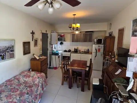 Departamento 2 ambientes con 1 baño
