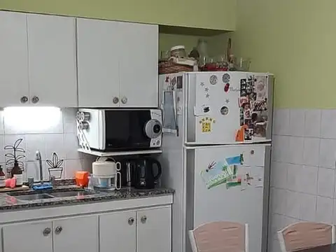 Depto Tipo Casa en Venta en Valentin Alsina, USD 89.000