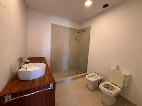 Departamento en Alquiler al Este