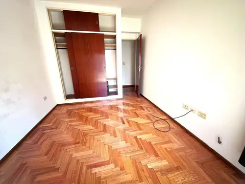 Departamento en Venta con 2 cocheras