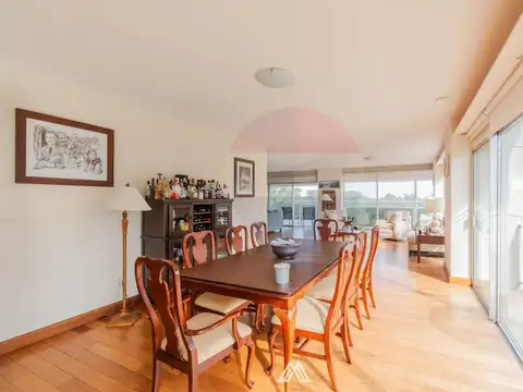 Departamento en Venta de 8 ambientes