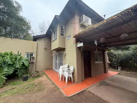 Barrio Santa Brigida, El Quincho 6100