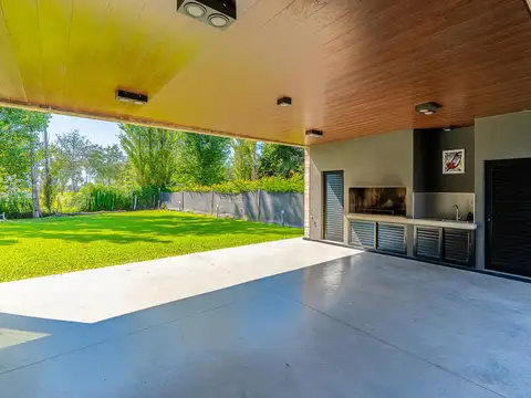 Casa en  Barrio Cerrado Piñero
