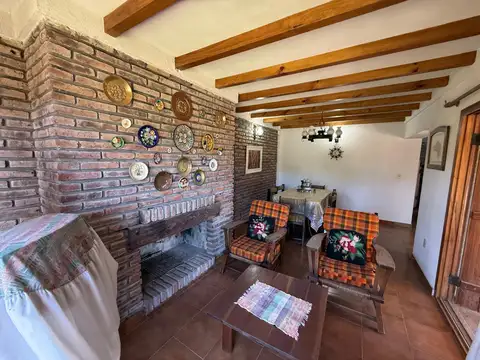 Chalet en venta de 3 dormitorios c/ cochera en Zona Sur