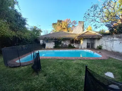 Casa en Venta en La Horqueta, USD 460.000