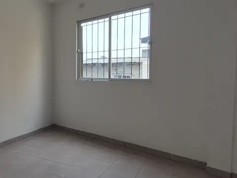 Alquiler de Departamento 2 AMBIENTES en Ciudadela, Tres de Febrero