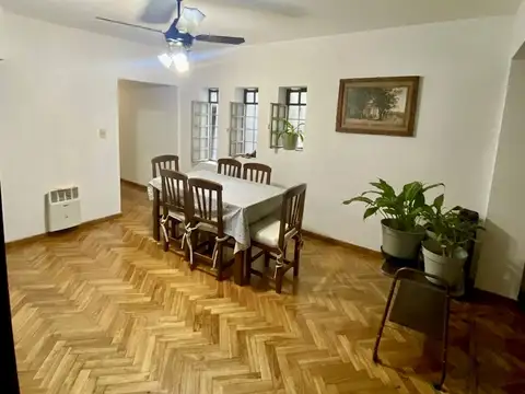 Venta departamento de 3 ambientes por escalera Apto Credito - Parque Avellaneda