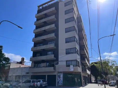 VENTA MONOAMBIENTE CON BALCON AGRONOMIA PERMUTA