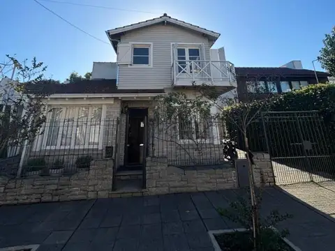 CASA DE ESTILO Y CATEGORIA-LOMA STELLA MARIS