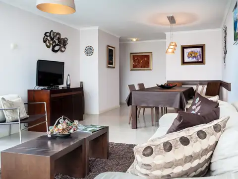 Departamento 4 ambientes con 3 baños