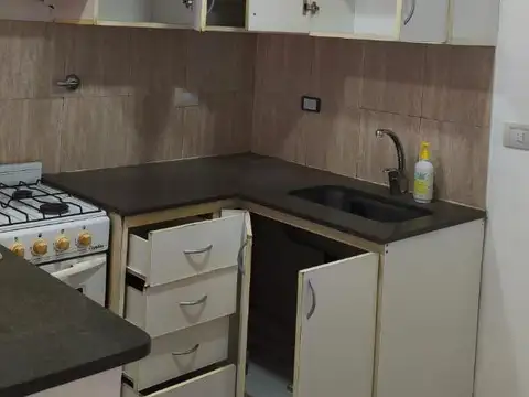 Depto Tipo Casa en Venta en Ramos Mejía, USD 105.000