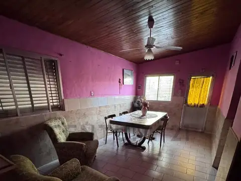 Ciudad de Sunchales 400, Piso 0