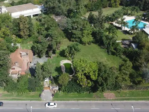 Excelente Fraccion en la mejor ubicación MORENO  