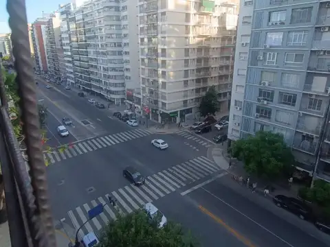 Avenida Cabildo 200, Piso 7