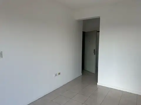 VENTA lindo departamento 2 AMBIENTES en Caseros centro