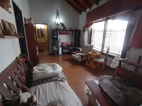 Depto Tipo Casa en Venta de 4 ambientes
