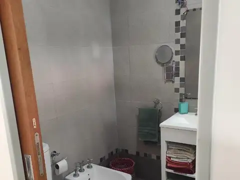 Casa en Venta con 6 cocheras