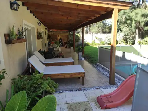 VENTA exc, propiedad 4 amb, en barrio Privado Los 3 Coniles