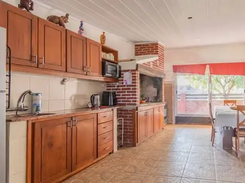 Venta de gran terreno con casa en Pando