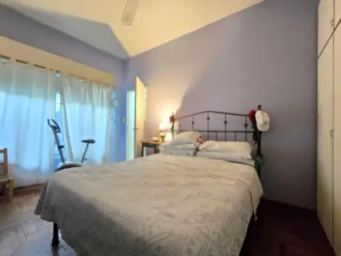Depto Tipo Casa en Venta 50 años