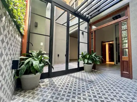 PH 2 amb hecho a nuevo. Patio c/parrilla. Baño y Toilete !!!- Financiacion Privada