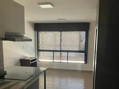 Pje Hilario Fernández 100, Piso 10