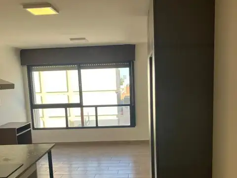 Pje Hilario Fernández 100, Piso 10