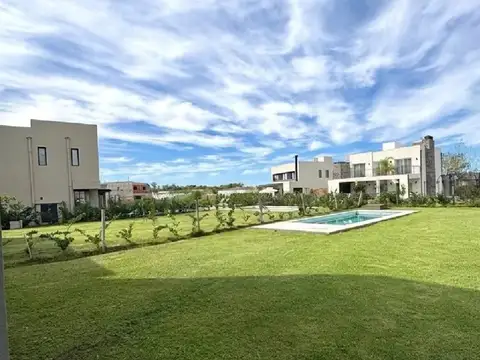 Casa en Alquiler al Noreste