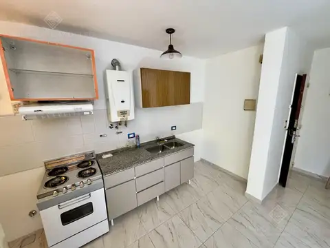 Departamento en Alquiler en Remedios De Escalada, $ 550.000