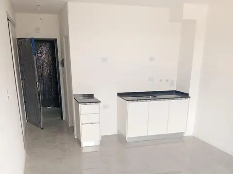 Sabattini 4600, Piso 1