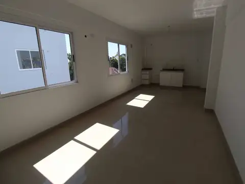 Departamento en Venta con 3 cocheras