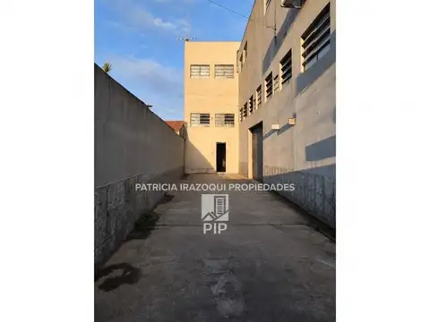 Galpon en Venta en Haedo, USD 350.000
