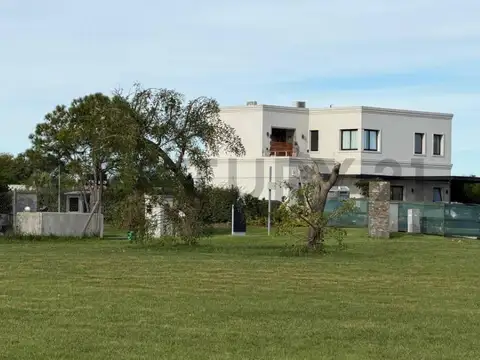 Lote en venta en Greenville Polo Resort en Berazategui - Foto 0
