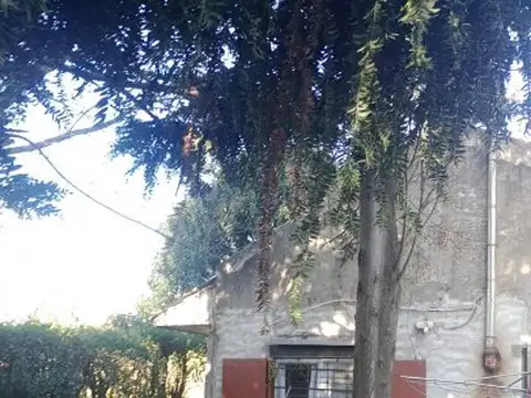 Casa 2 ambientes con 1 baño