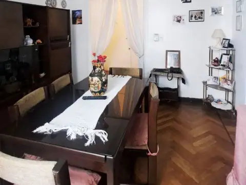 Piedras 800, Piso 3