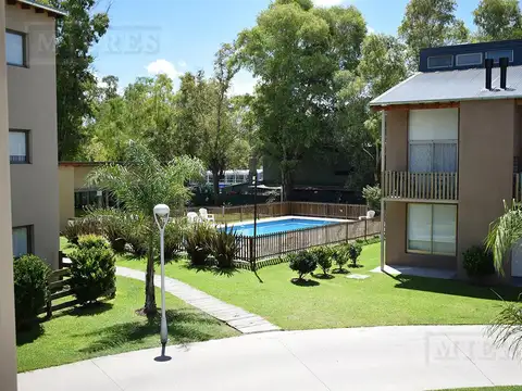 Departamento de tres ambientes en venta en Verdi 57